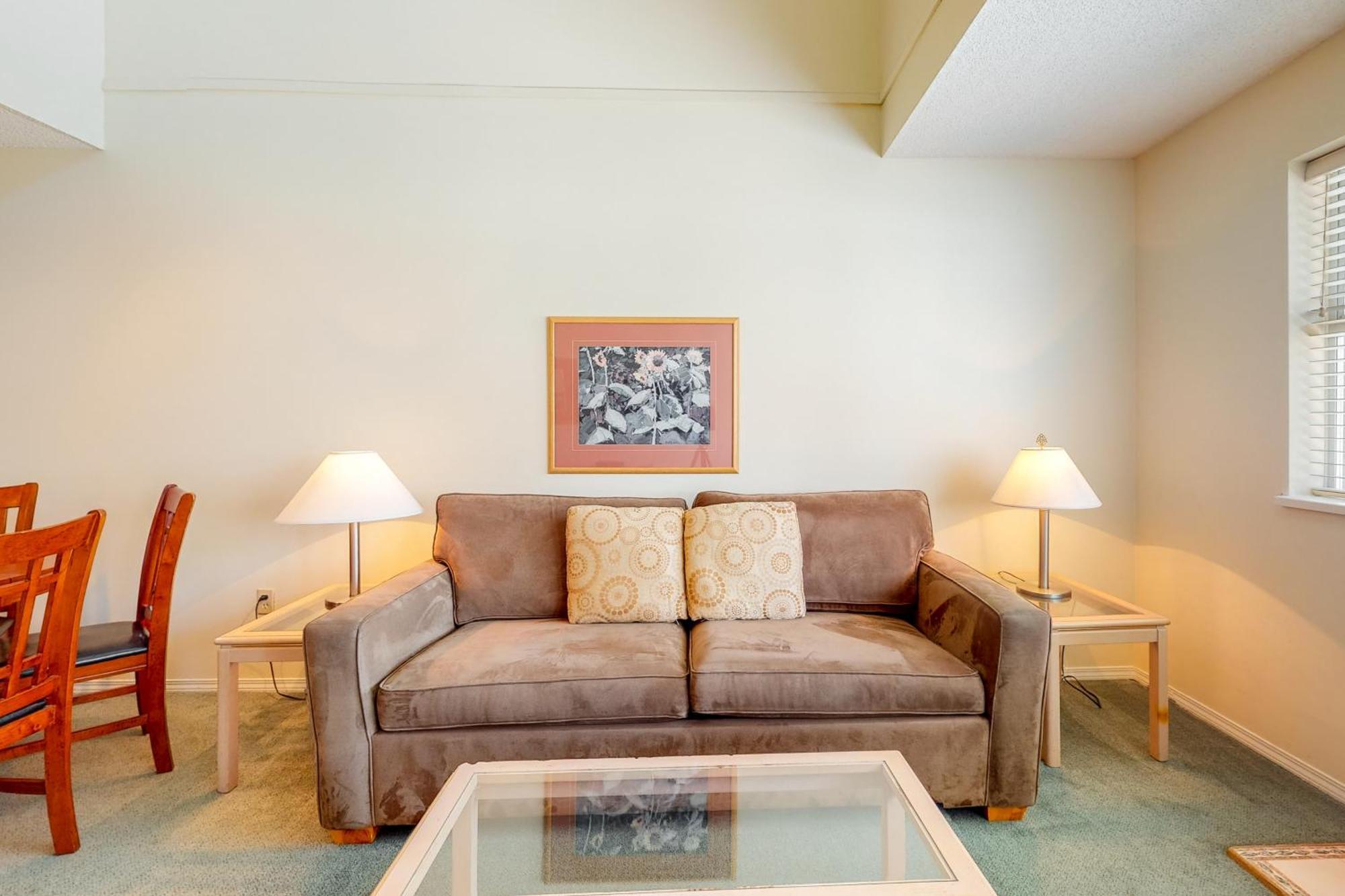 Glacier Lodge Whistler Room photo